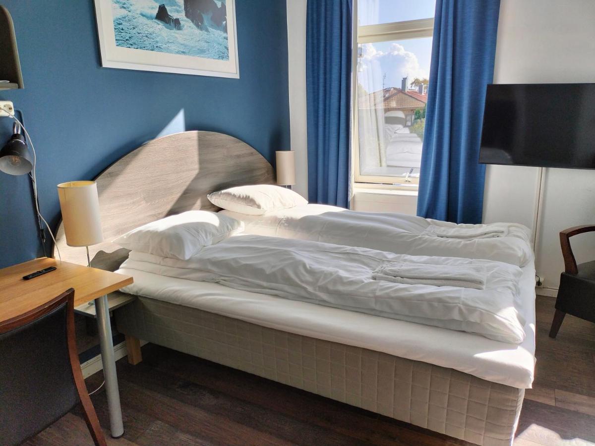Hotel Sjoglott Gjestgiveri Kristiansand Esterno foto