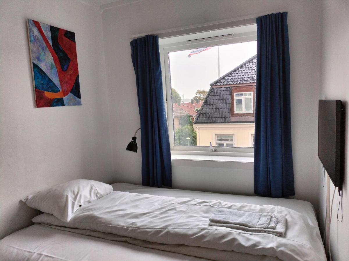 Hotel Sjoglott Gjestgiveri Kristiansand Esterno foto